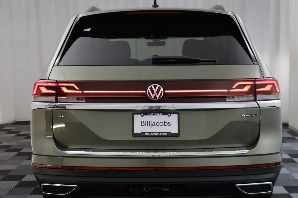 New 2026 Green Volkswagen 2.0T SE w/Technology image 16