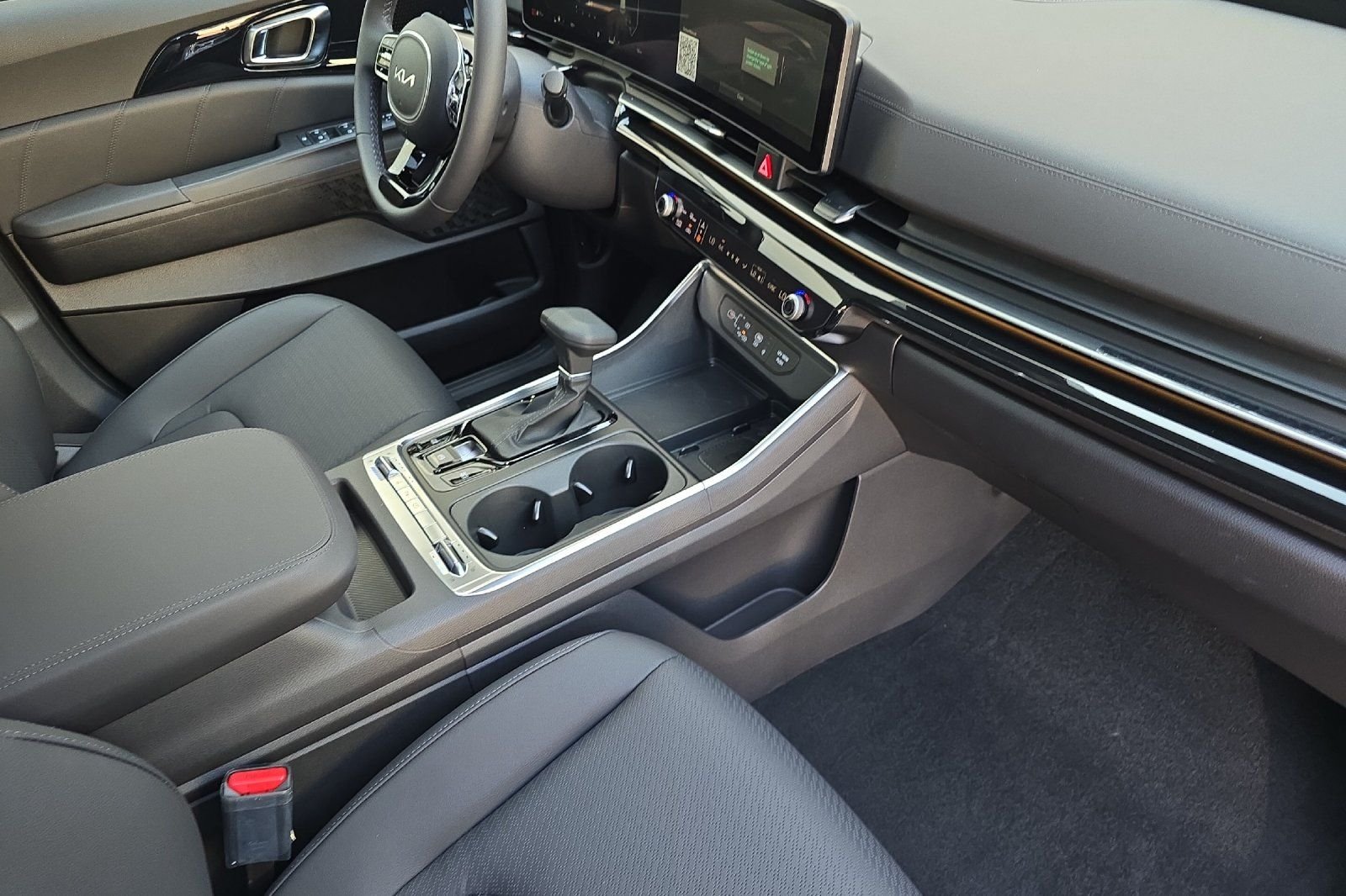 2026 Kia Carnival SX Prestige - Photo 12