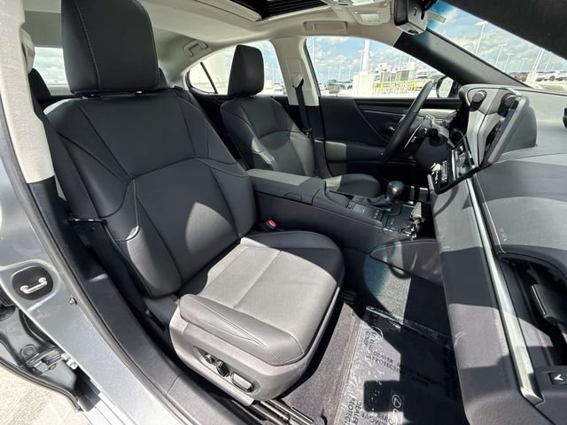 Certified Used 2022 Silver Lexus 350 image 26
