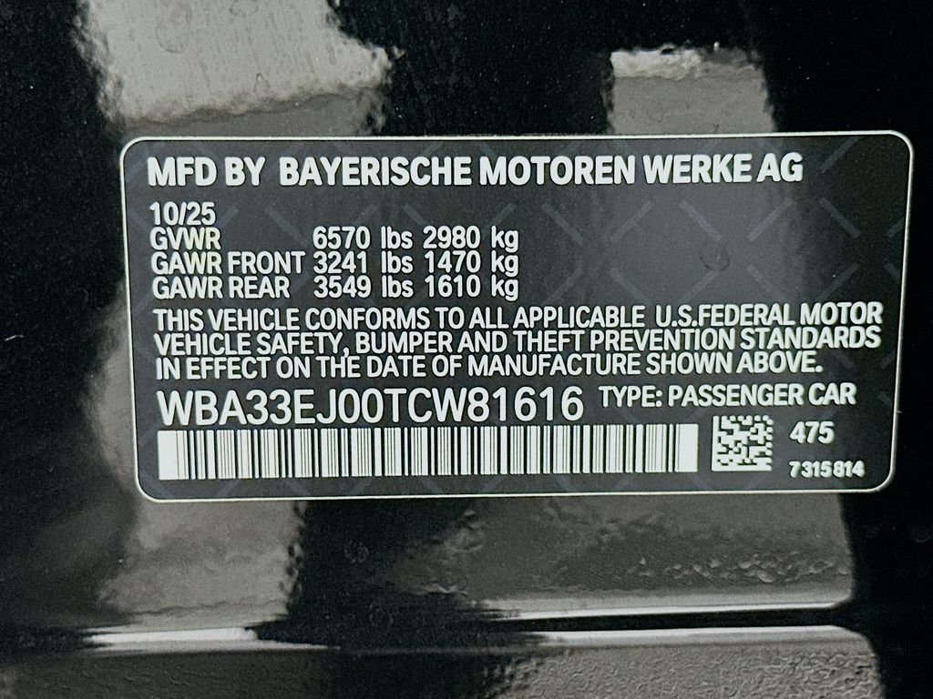 Used 2026 Black Sapphire Metallic BMW 760i xDrive image 32