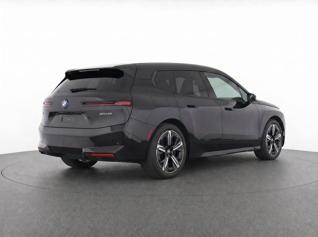 Certified Used 2024 Dark Graphite BMW xDrive50 image 3