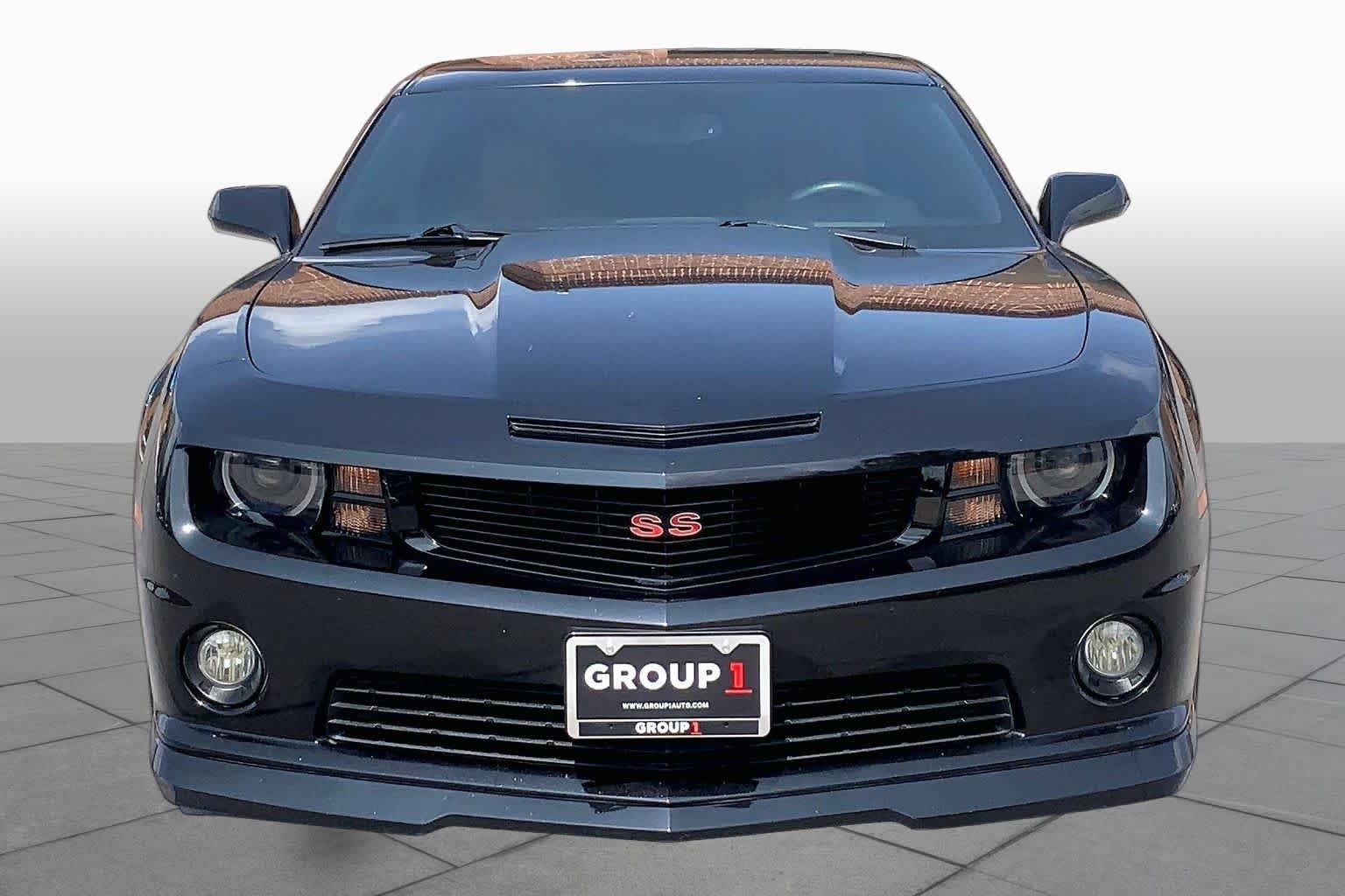 Used 2011 Black Chevrolet 2SS image 3