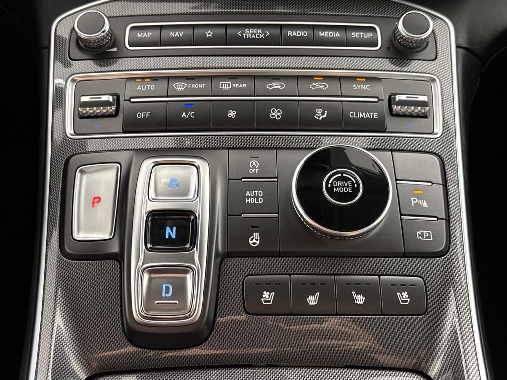 2022 Hyundai Santa Fe Limited - Photo 21