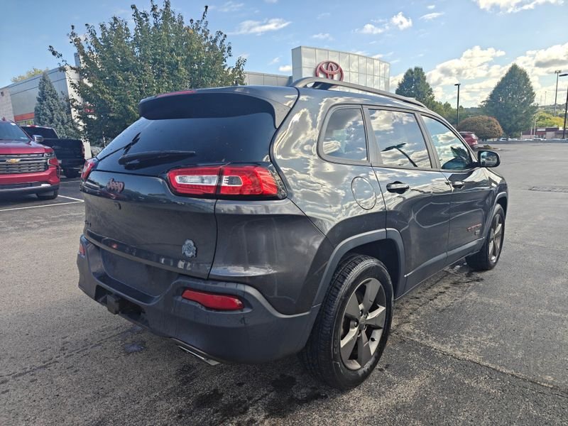 Used 2016 Gray Jeep Latitude image 5