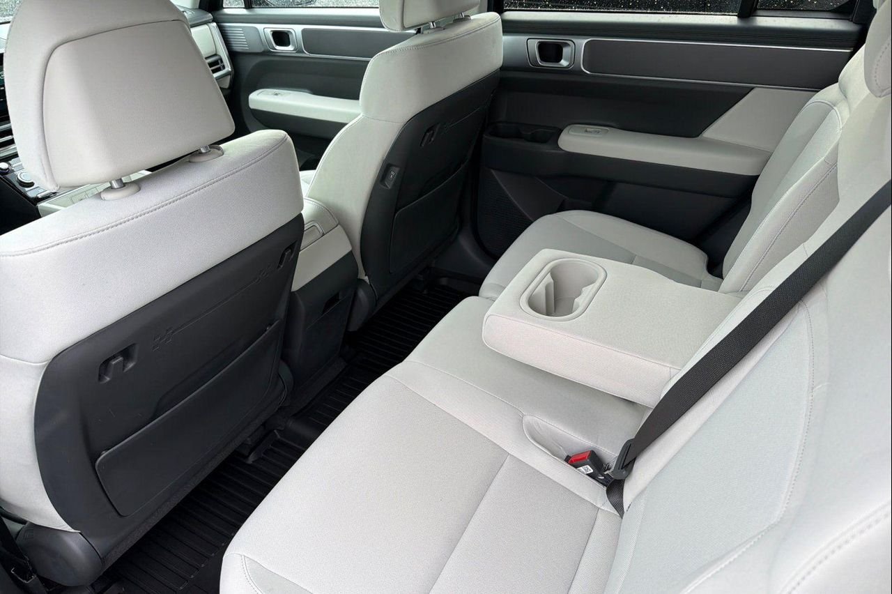 2026 Hyundai Santa Fe SE - Photo 14