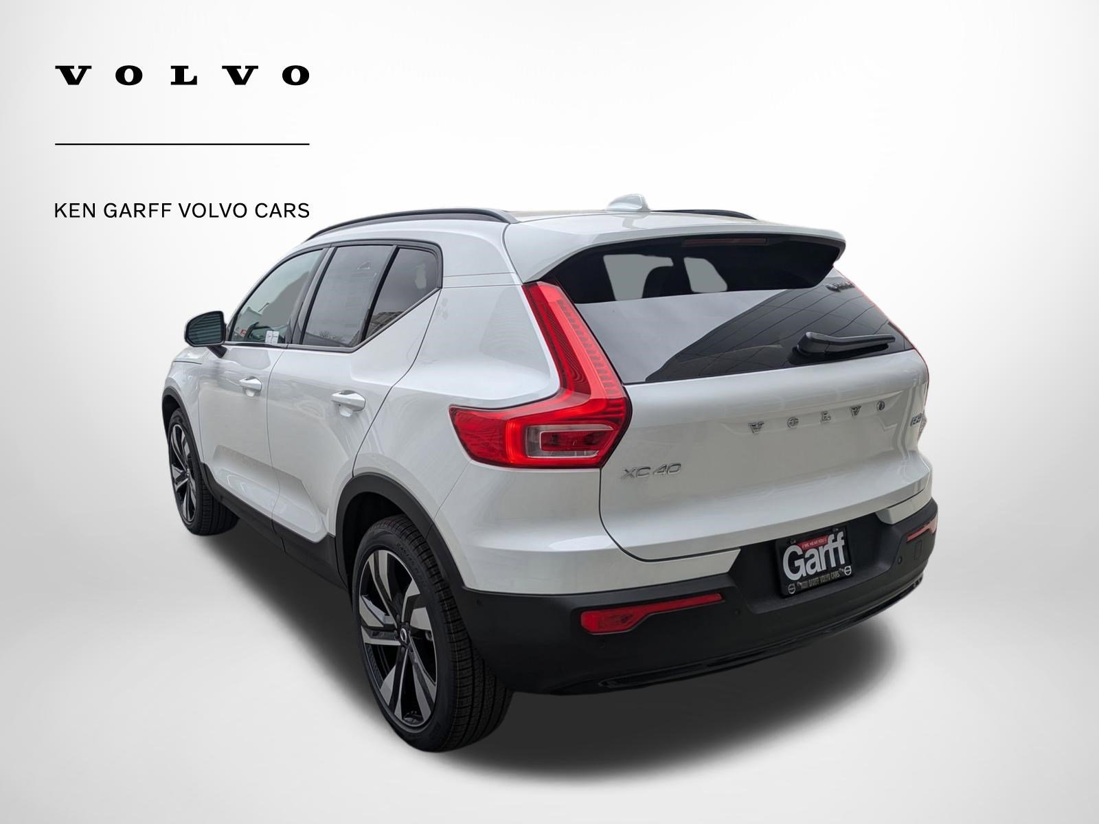 New 2026 Crystal White Volvo Plus image 5