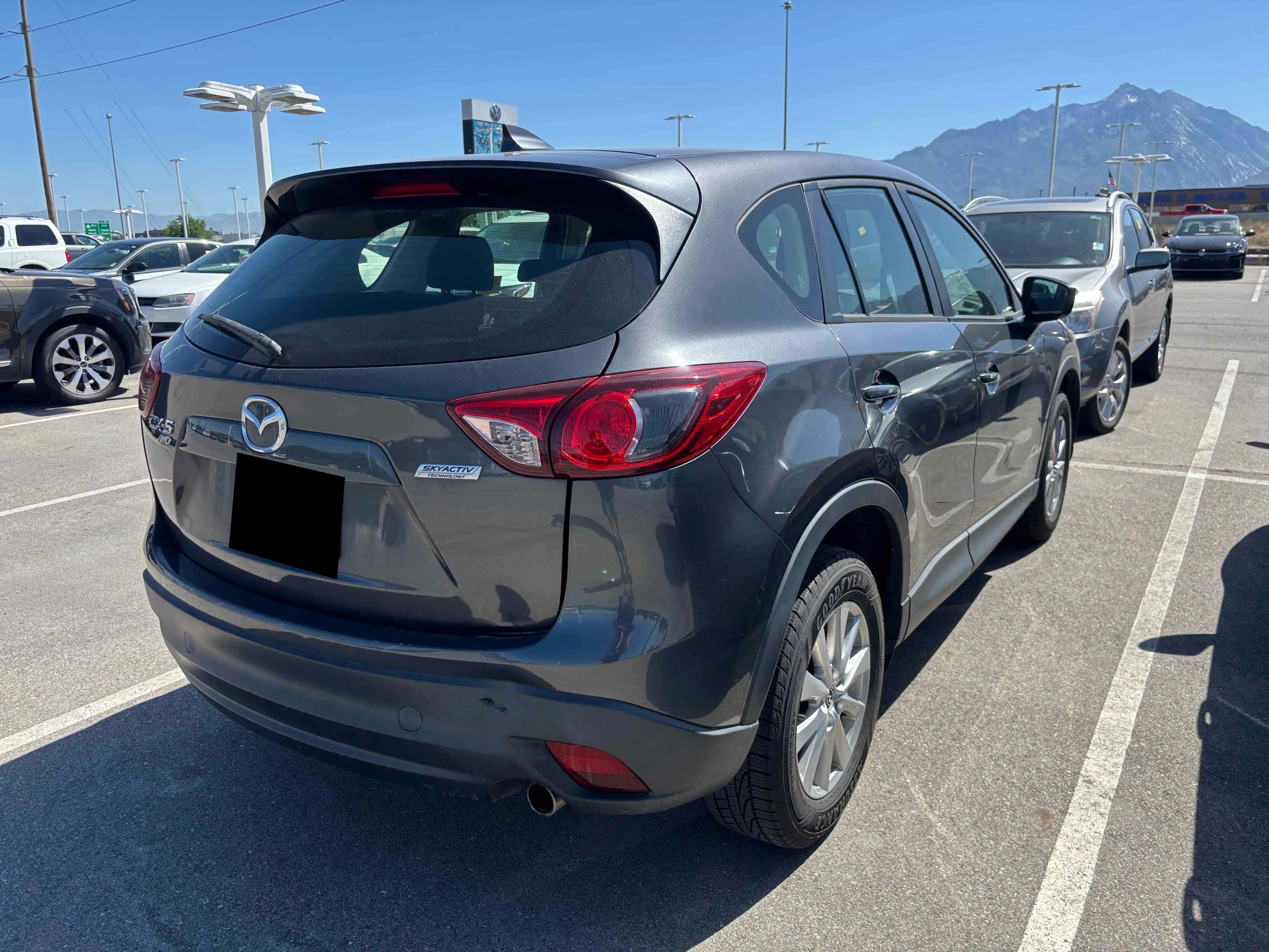 Used 2016 Meteor Gray Mica Mazda Sport image 6