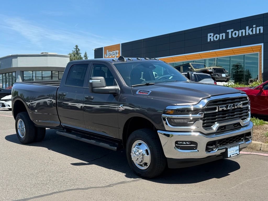 New 2026 Granite Crystal Metallic Clear-Coat Exterior Paint RAM Tradesman image 2