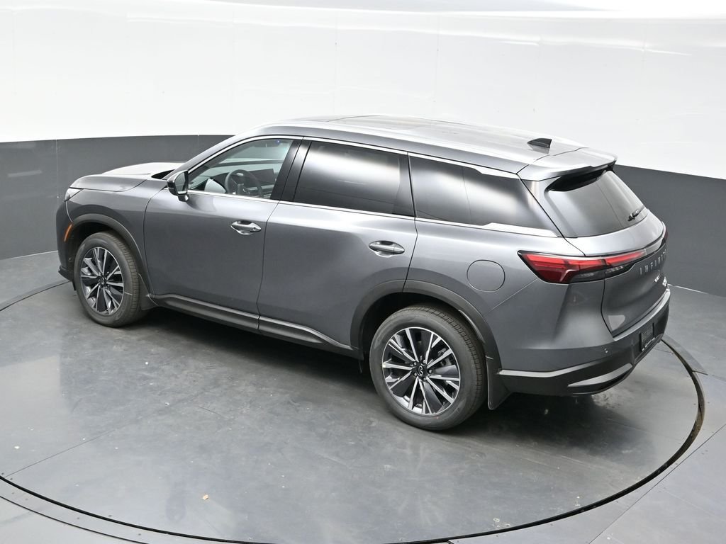 New 2027 GRAPHITE SHADOW INFINITI Luxe AWD image 44