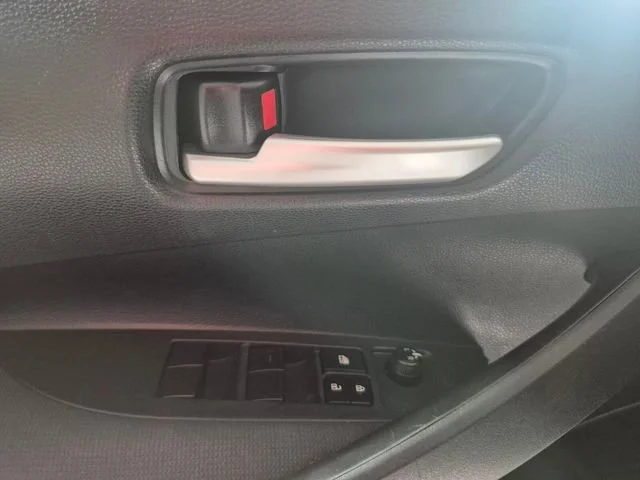2021 Toyota Corolla LE - Photo 15