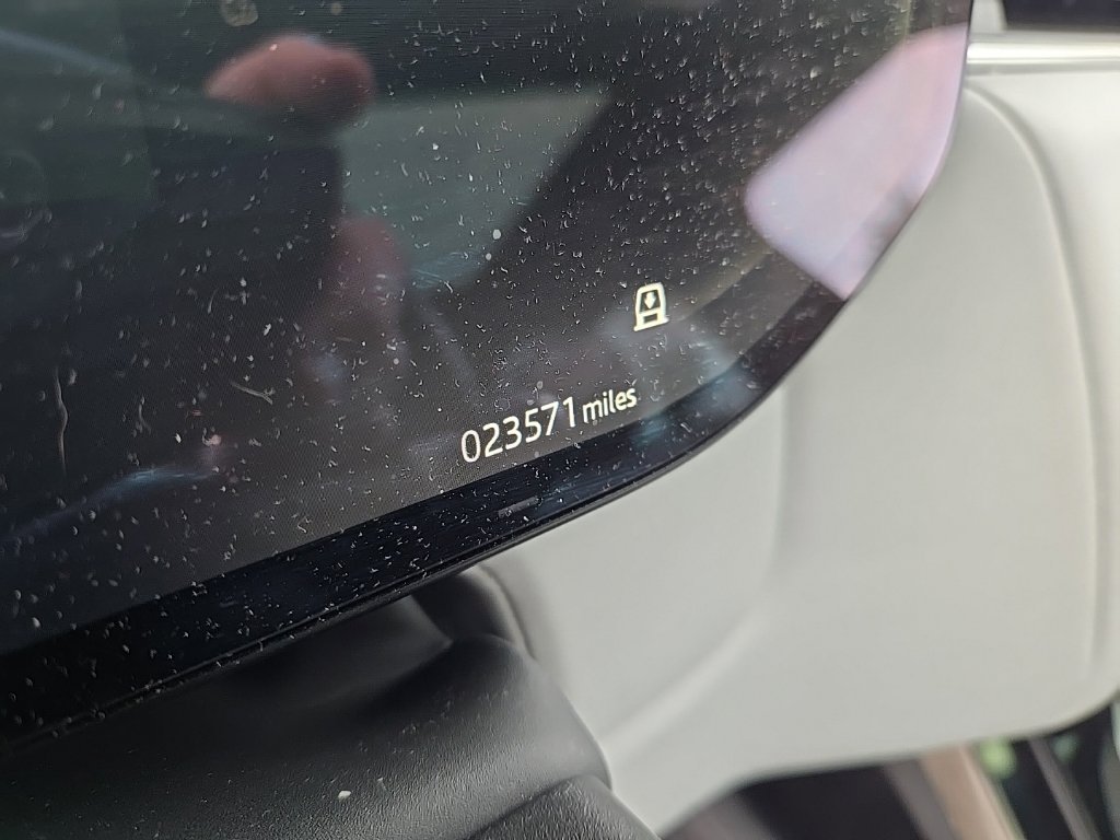 Certified Used 2025 Black Land Rover S image 13