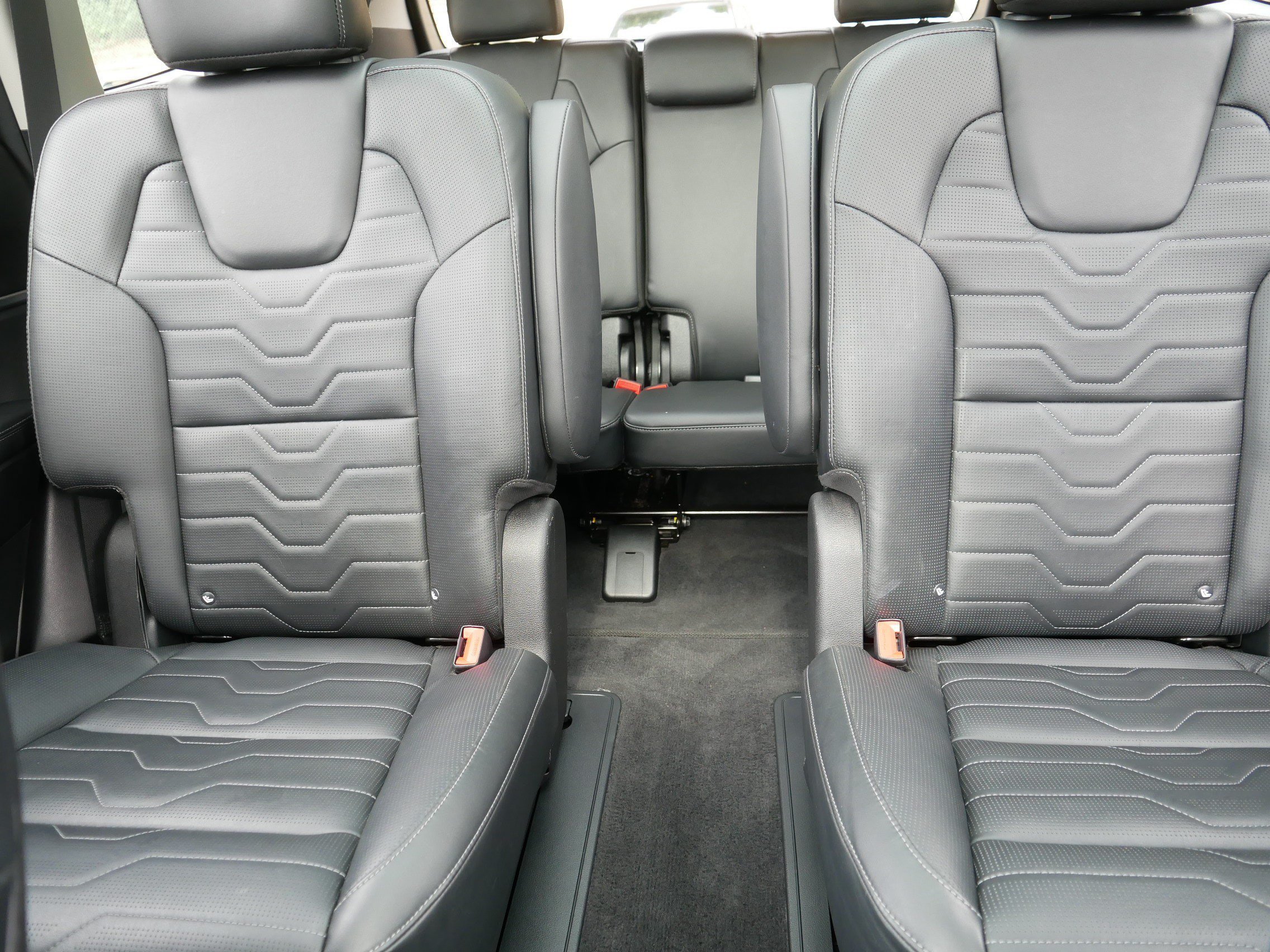 Certified Used 2022 Ebony Black Kia SX image 13