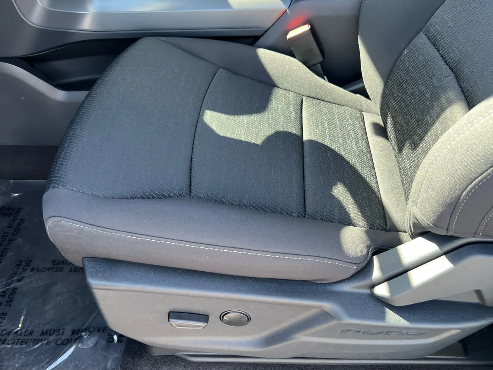 New 2026 Avalanche Ford XLT image 30