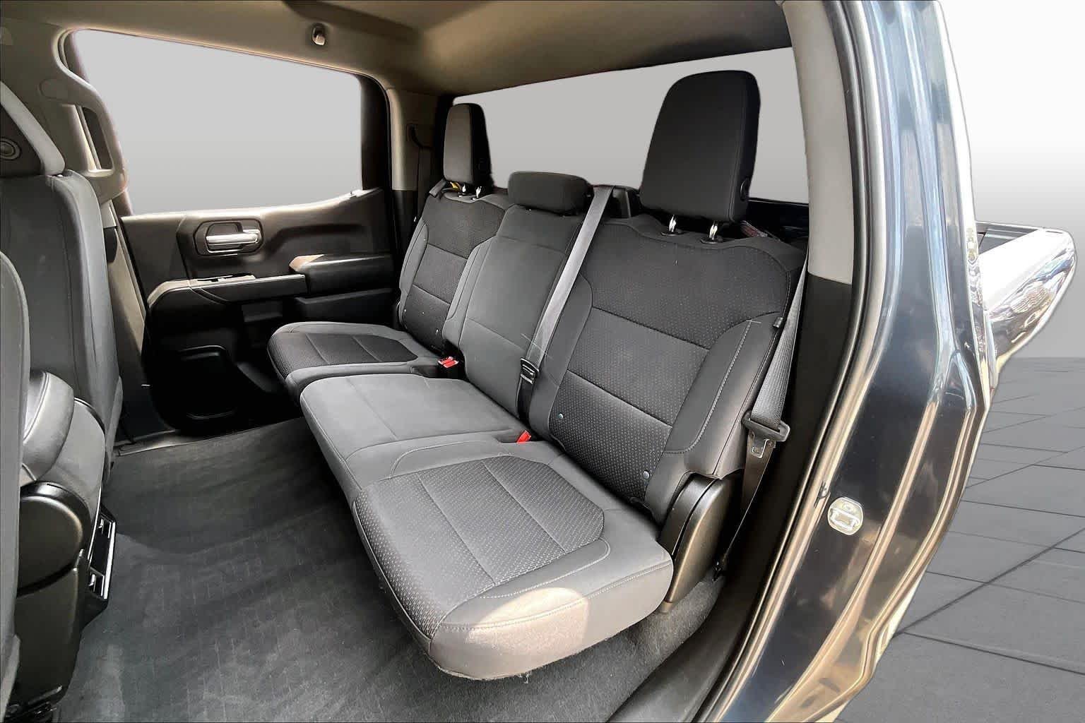 Used 2021 Shadow Gray Metallic Chevrolet Custom image 21