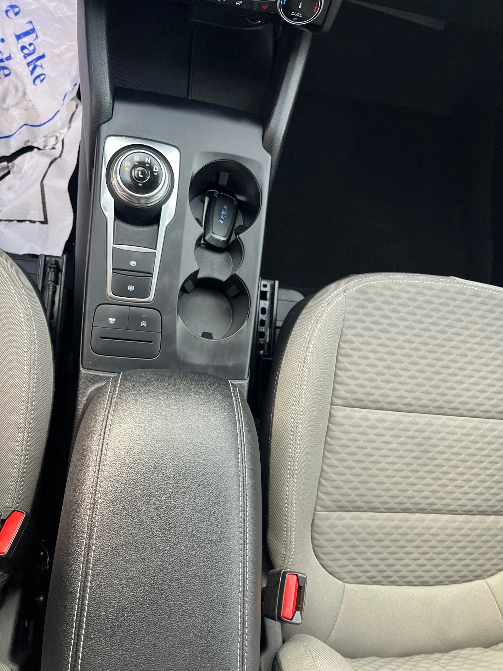 Used 2022 Atlas Blue Metallic Ford SE image 16