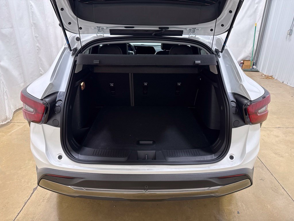 2026 Chevrolet Trax Activ - Photo 8