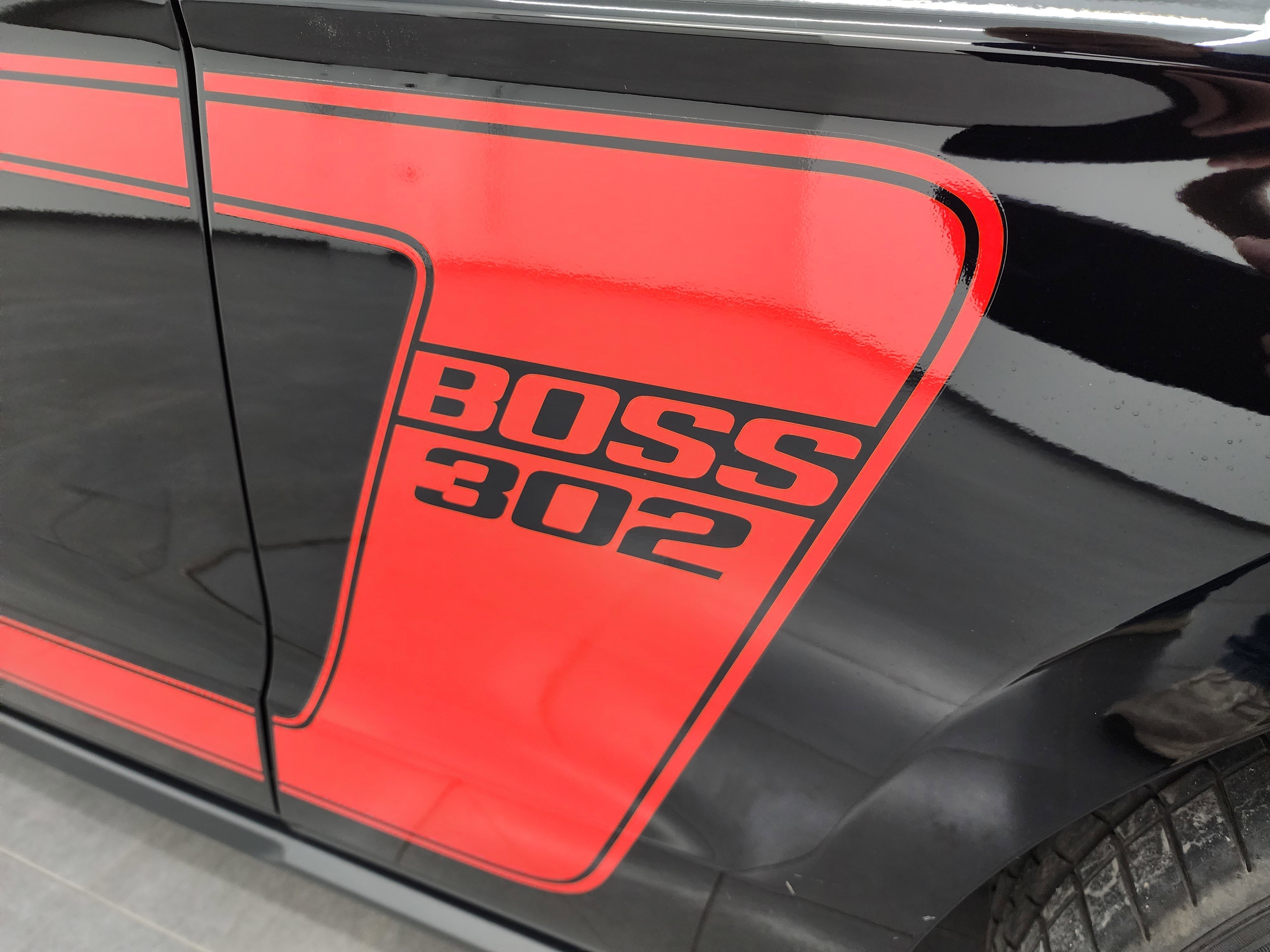 Used 2012 Black Ford Boss 302 Laguna Seca: BOSS 302-LAGUNA SECA LS 425-6 SPEED STICK-RECAROS image 27