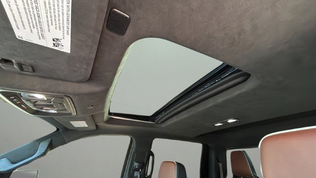 Used 2024 Silver GMC Denali Ultimate image 19