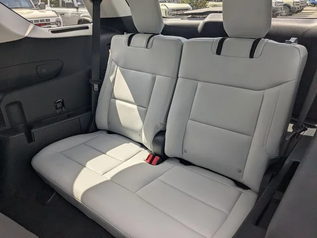 New 2026 Space White Metallic Ford Platinum™ image 12