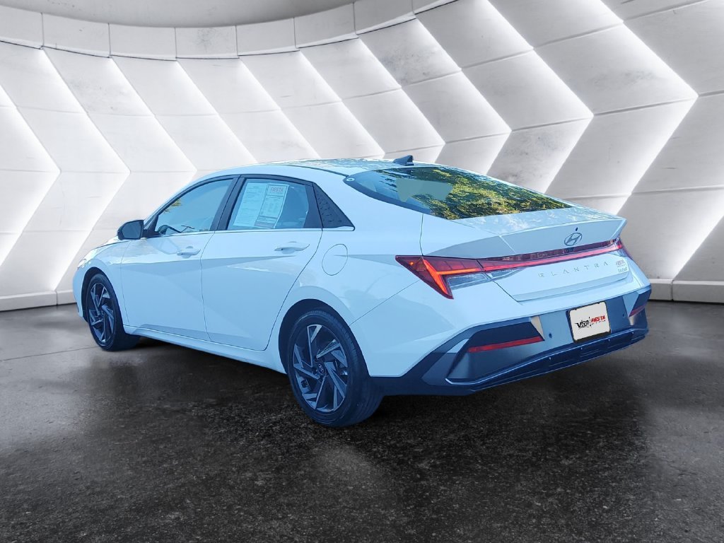 Used 2024 White Hyundai Limited image 6