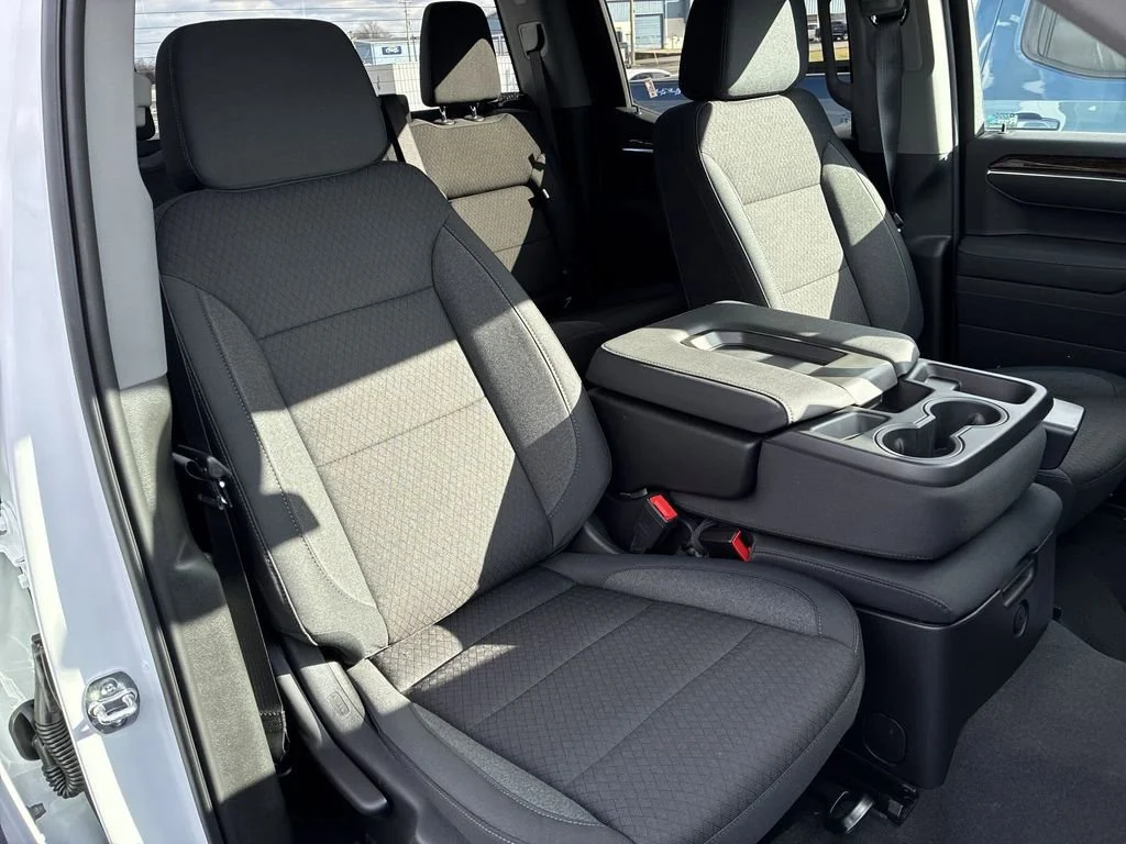 New 2026 Summit White GMC Elevation image 20