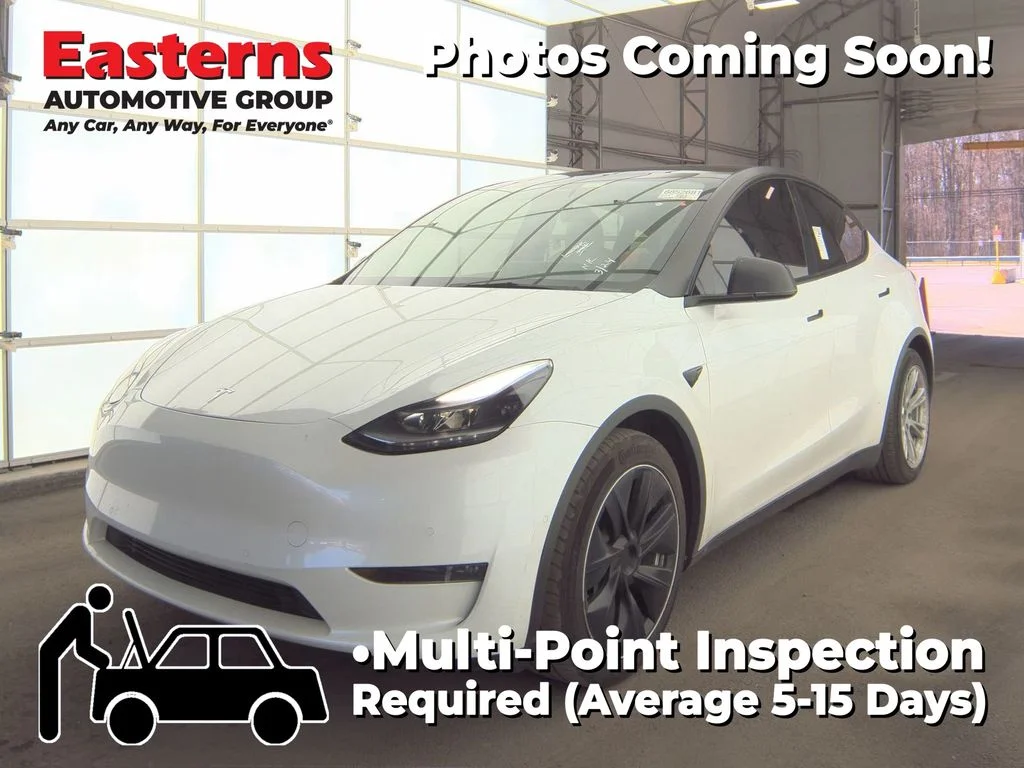 Used 2021 White Tesla Long Range image 1
