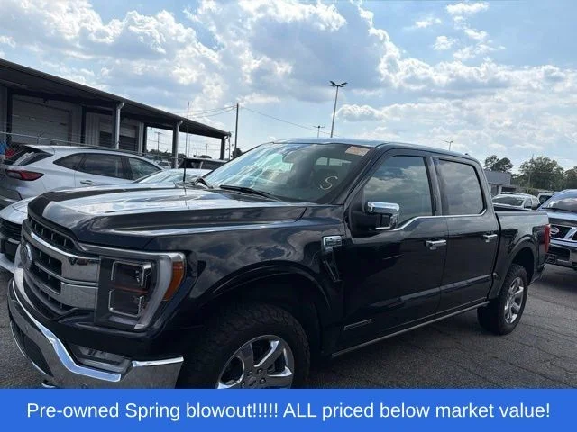 Used 2023 Black Ford Lariat image 3