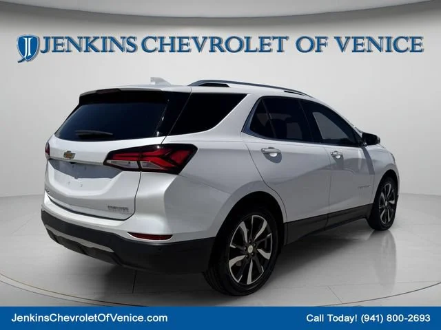 Used 2024 Iridescent Pearl Tricoat Chevrolet Premier image 5