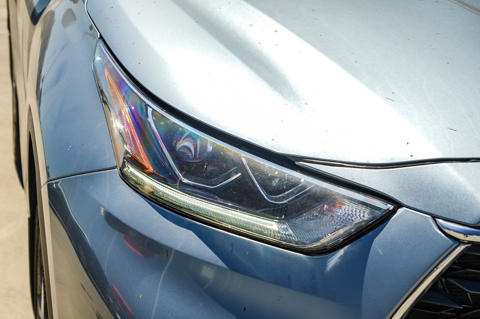 Certified Used 2024 Moon Dust Toyota Limited image 8