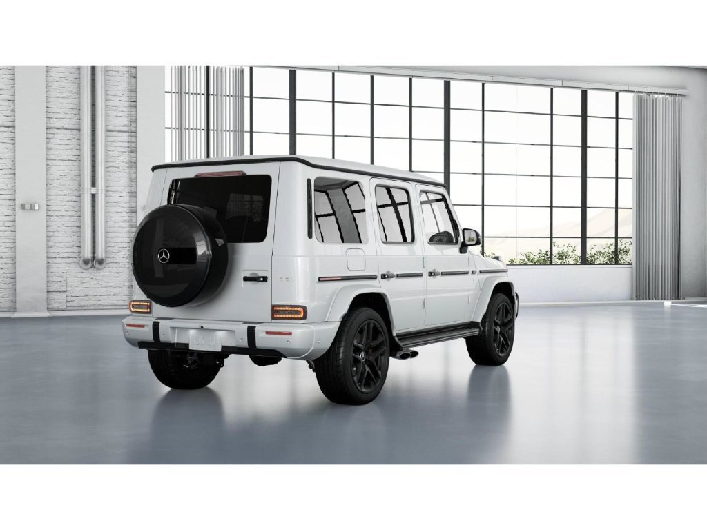 New 2027 MANUFAKTUR Moonlight White Metallic Mercedes-Benz AMG® G 63 SUV image 65