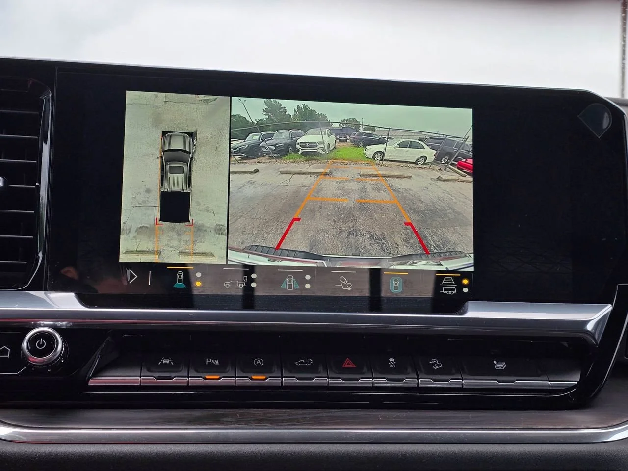 Used 2023 Sterling Metallic GMC SLT image 17