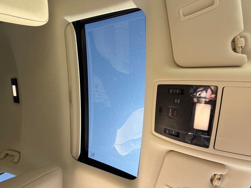 Used 2019 Beige Lexus 350 image 13