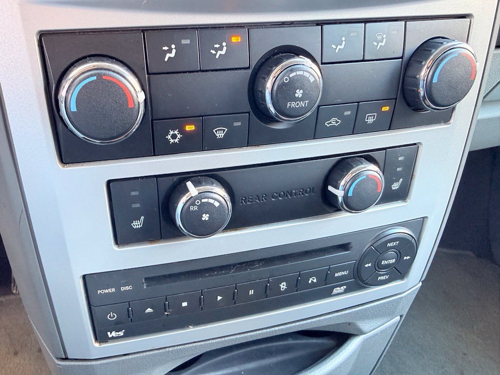 Used 2009 Blue Chrysler Touring image 37