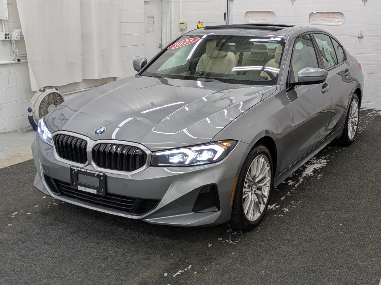 2023 BMW 3 Series 330i