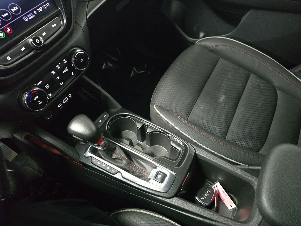Used 2022 Black Metallic Chevrolet RS image 27