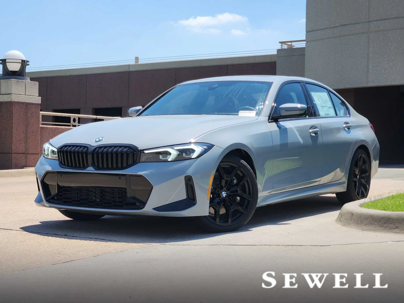 2026 BMW 3 Series 330i
