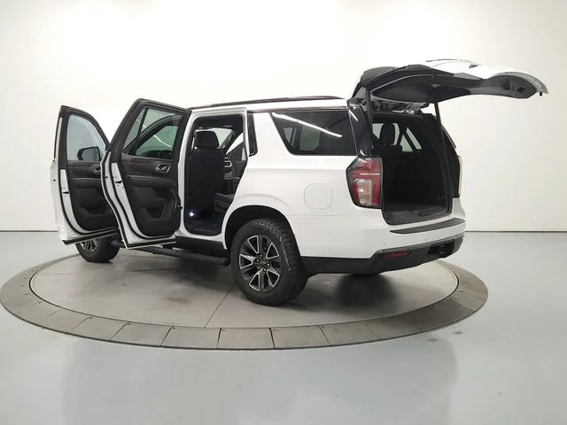 Used 2022 White Chevrolet Z71 image 13