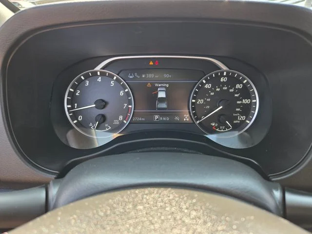 Used 2025 White Nissan S image 34