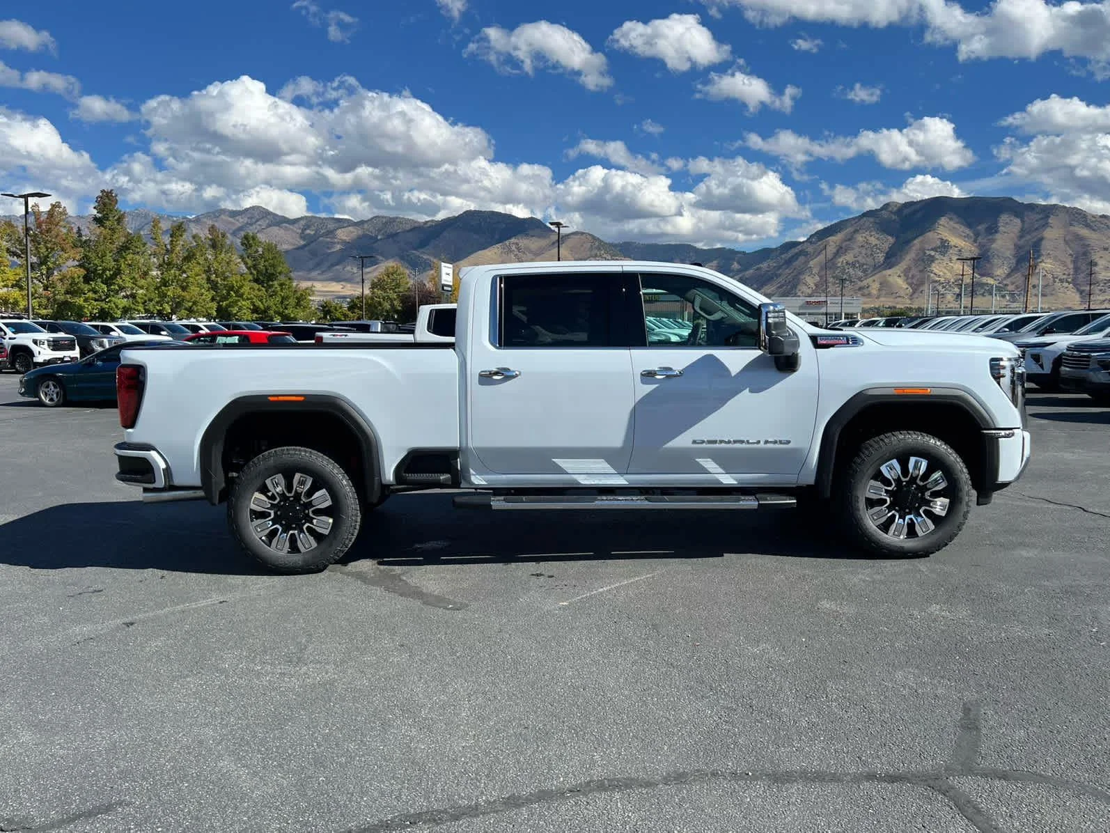 2026 GMC Sierra 3500HD Denali - Photo 6
