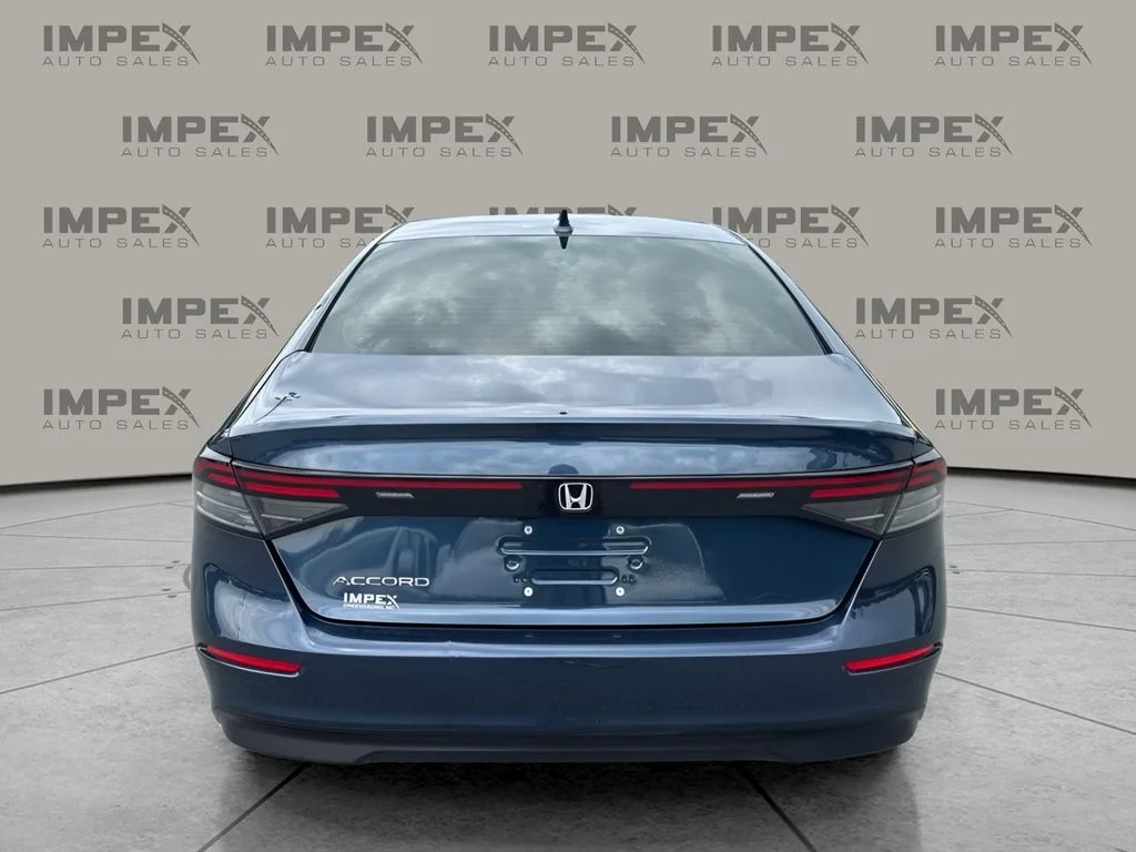Used 2024 Blue Honda EX image 4