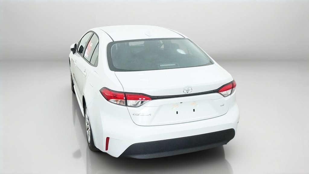 New 2027 Wind Chill Pearl Toyota LE image 43