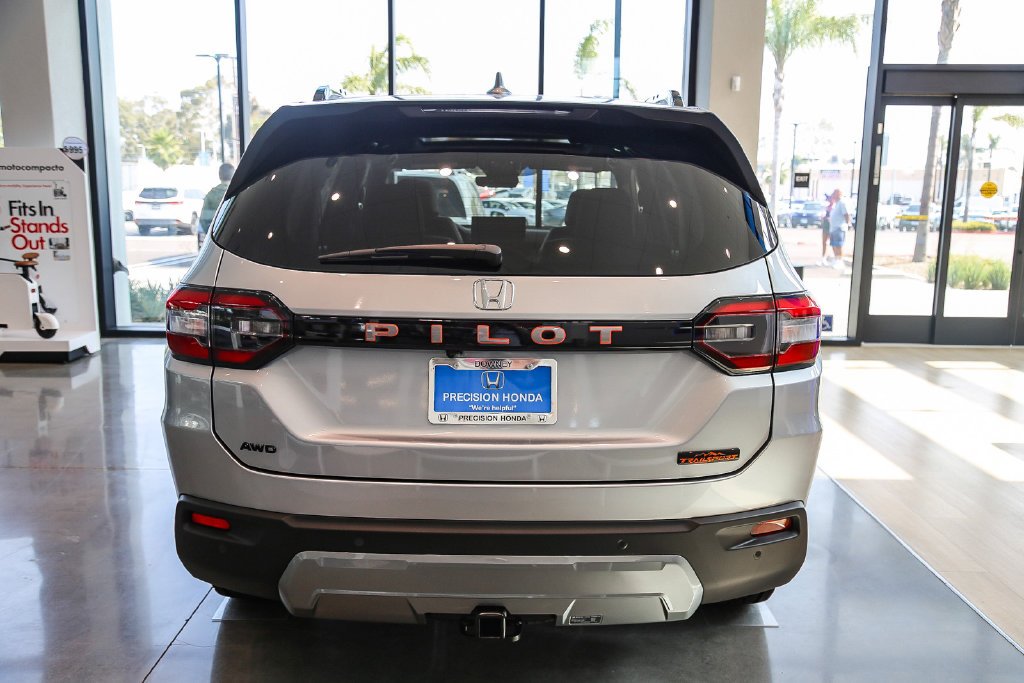 New 2026 Solar Silver Metallic Honda TrailSport image 6