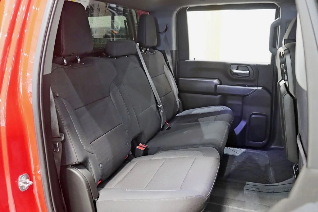 Used 2024 Red Chevrolet Custom image 27