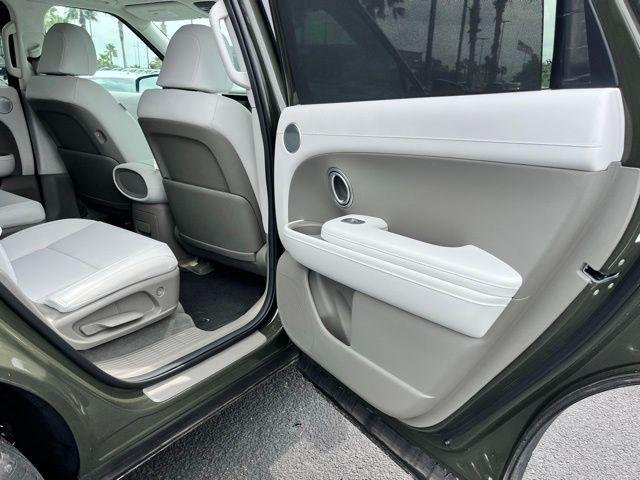 New 2026 Silver Hyundai Blue SEL Premium 7P image 19