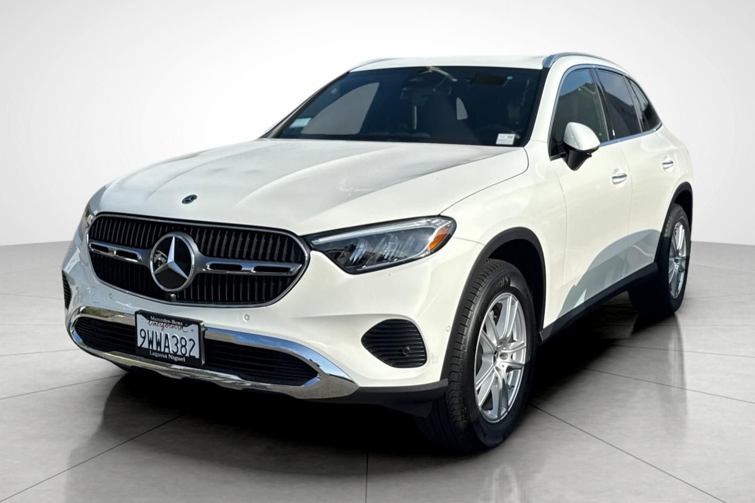 Certified Used 2026 White Mercedes-Benz GLC 300 image 2