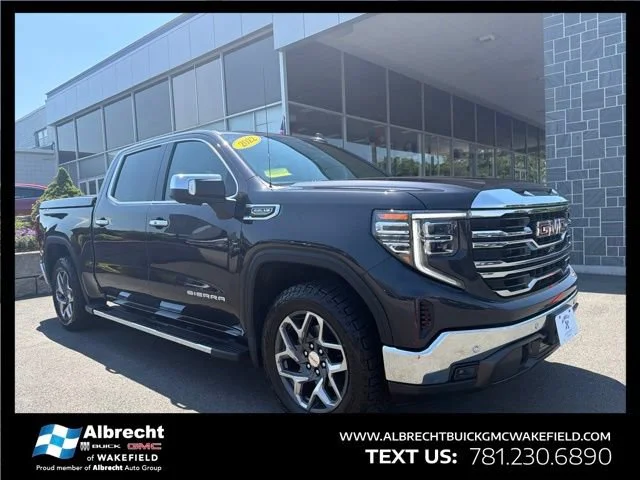 2022 GMC Sierra 4WD Crew Cab Short Box SLT's photo