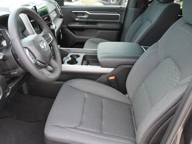 New 2026 Granite Crystal Metallic Clear-Coat Exterior Paint RAM Big Horn/Lone Star image 18
