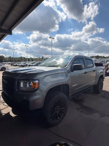 2022 GMC Canyon Elevation Standard