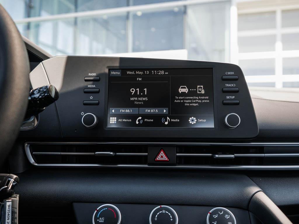 New 2026 Amazon Gray Hyundai SE Sedan FWD image 44