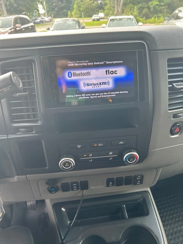 Used 2020 Glacier White Nissan SV image 12
